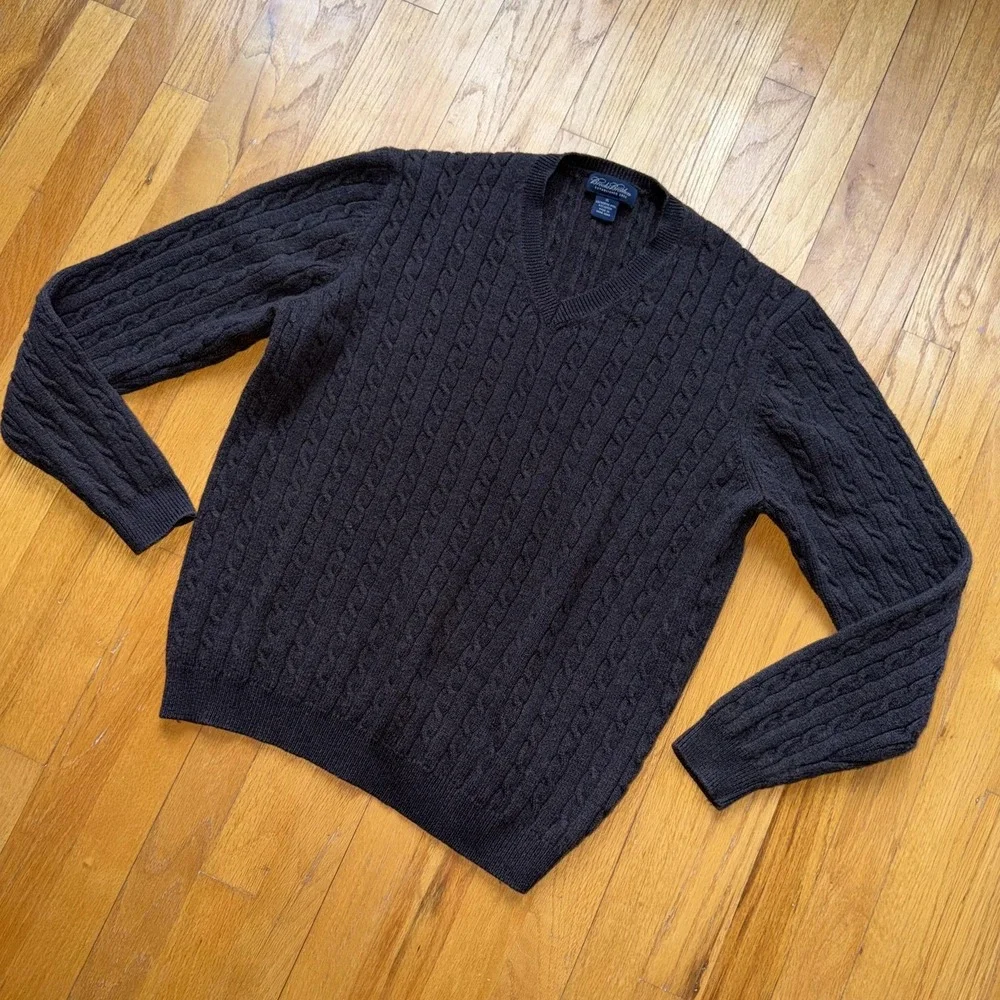 Brooks Brothers Cable Knit Merino Wool Sweater Mens XL Brown V Neck‎ Pullover